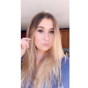 Meet your Posher, Leah